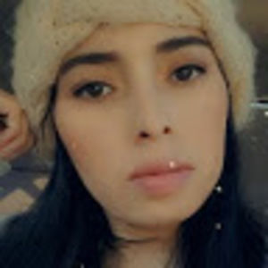 Meet your Posher, Eva